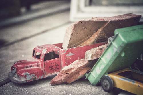 newry red delivery truck scale model car